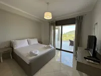 Elpida Luxury Apartments Suites