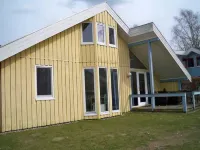Skandinavisches Ferienhaus in Mirow - Pools