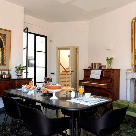 Leopoldo Rooms