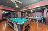 Hotel Phillips Hotels in Bartlesville