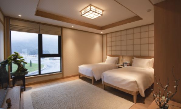 Hilton Quang Hanh Onsen Resort