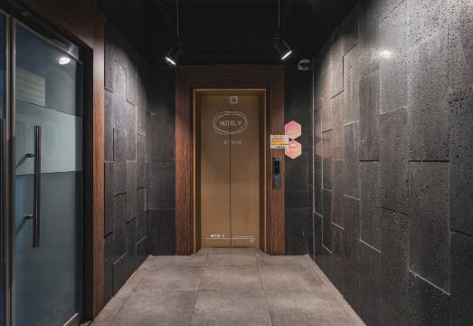 숙소 내부 인테리어 상단