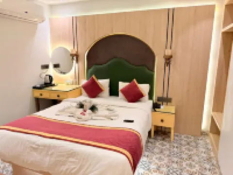 Hotel The Raghavas' Hotels in Ayodhya