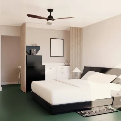 Sea Beach Plaza Hotels near Pier Sixty-Six