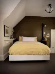 Victorian Apartment in the heart of Elora