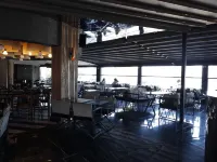 新飯店薩姆松 - 早餐
