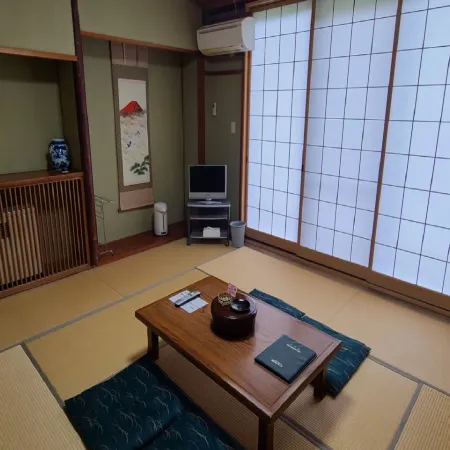 Kokuminshukusha Yunoyama Lodge