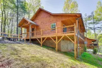 Mountain View & Fire Pit: Updated Murphy Cabin! - Balkoner