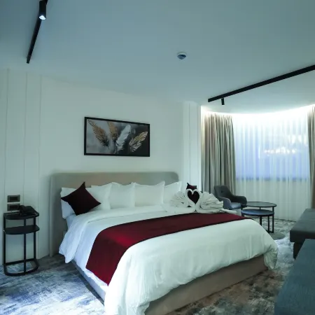 Roya Downtown Boutique Hotel
