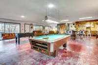Remodeled Cabin w/ Fire Pit on Norfork Lake! - Homestays