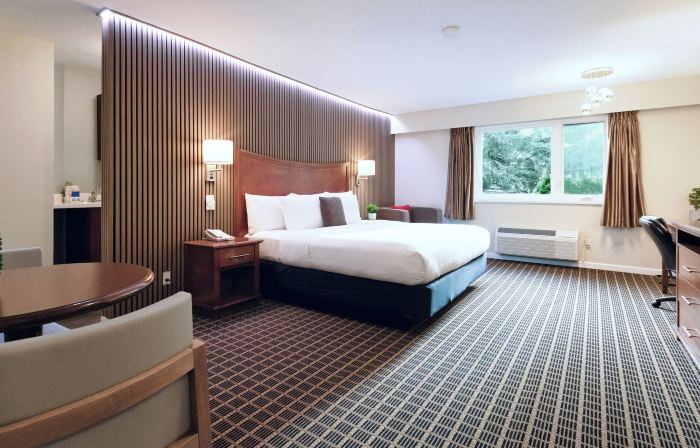 Gibsons Garden Hotel