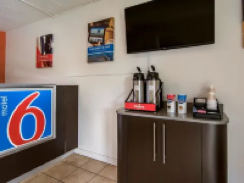 Motel 6 New Stanton, PA Hotels in New Stanton