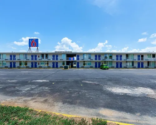 阿肯色範布倫 6 號汽車旅館 克勞福德縣酒店