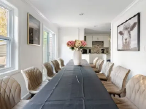 スペーシャス リトリート ウィズ ゲームルーム ノーウォークのホテル