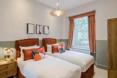 Bristol Redland Place | One (1 Bed) - 2-Star