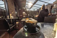 Petit Hôtel - Café Krieghoff - Breakfast