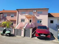 Apartments Hana - Homestays