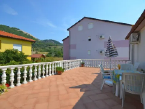 Apartments Slavica Hotels in Rab