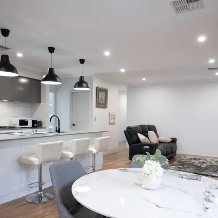 Serene Escape – Near The Vines & Swan Valley