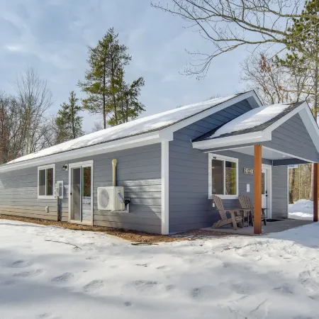 Retreat Near Ice Fishing, Atv Trails, Golf, Skiing