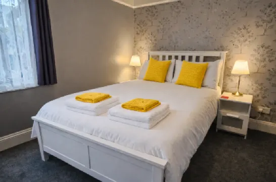 The Roslyn Guest House Hotels in 