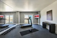 Virgin Hotels Las Vegas, Curio Collection by Hilton - Gym