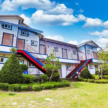Cheorwon People's World Pension
