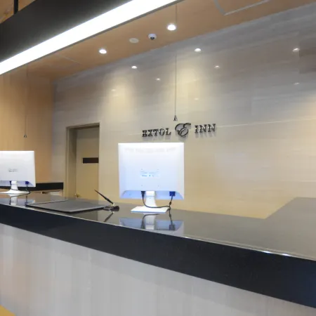 EXTOL INN Takamatsu Interchange Отели рядом с достопримечательностью «Выставочный центр Sun Messe Kagawa»