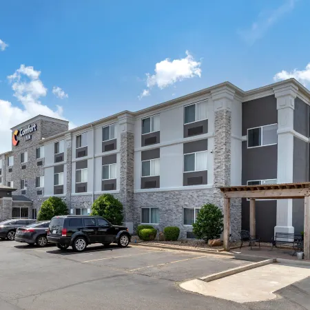 Comfort Inn Oklahoma City South - I-240 Отели рядом с достопримечательностью «Торговый центр "Кроссроудз"»
