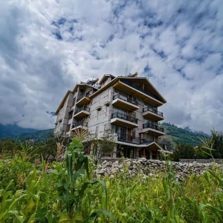 Nazaara - A Luxe Retreat