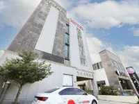 Seogwipo Beach Hotel Hotels near Dong-Amsa