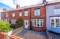 Pristine Home With Parking Ideal for Contractors