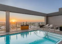 Boulevard Stays - Phoenix Convention Center
