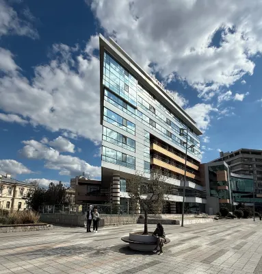 Hotel Delta 4 Các khách sạn ở 