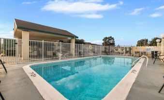 Scottish Fairway Inn