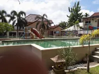 Grand Madani Hotel - Swimmingpools