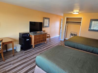 Olympic View Inn