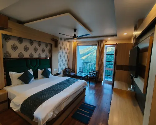 Summer Hill Resort Hotele w: Chail
