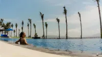 Ketapang Indah Hotel - Beach