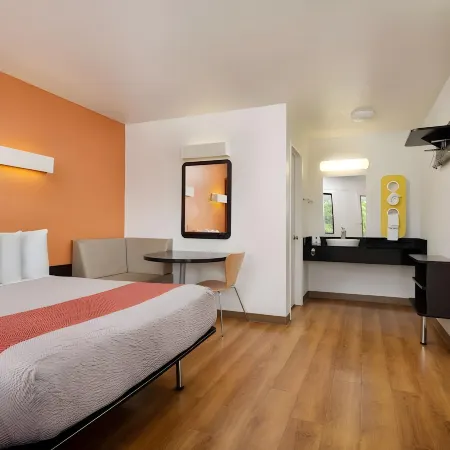 Motel 6 Camarillo, CA
