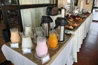 El Descubrimiento Resort Club - breakfast