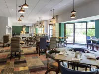 Novotel Newcastle Airport Hotel - Breakfast