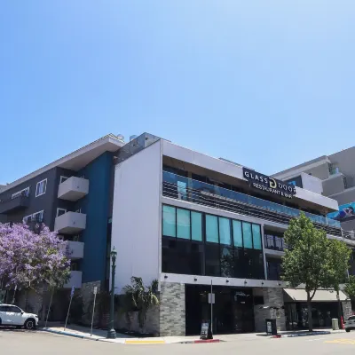 Porto Vista Hotel in Little Italy Hotels near Old Globe Theatre