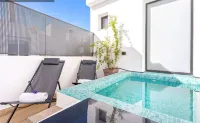 Genteel Home Museo - Private Pools