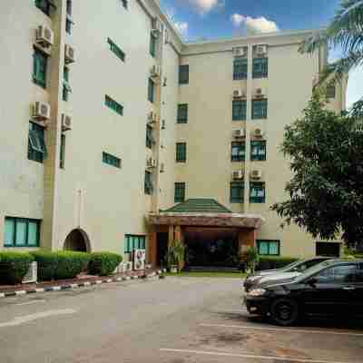 Denis Hotel Ltd Hotel Exterior
