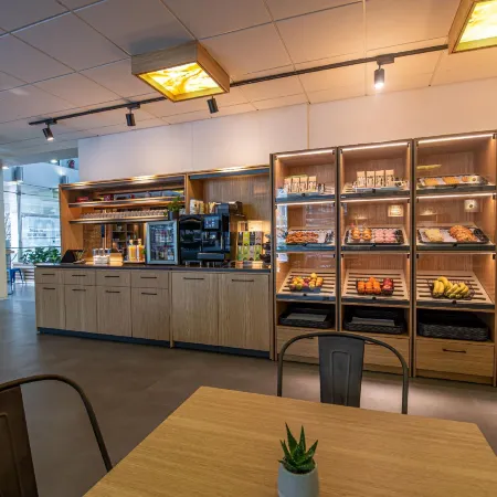 My Minga Airport Serviced Apartments