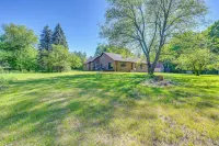 Wooded Applegate Retreat w/ Private Trail Access - 3-Sterne
