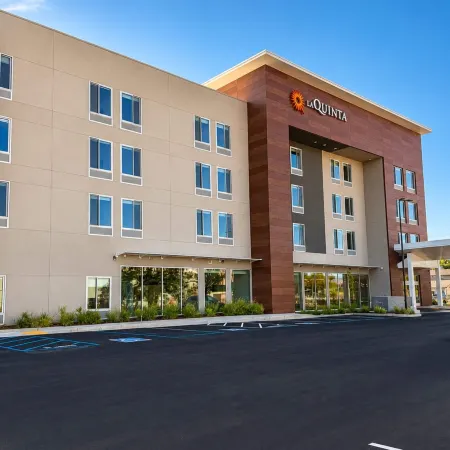 La Quinta Inn & Suites by Wyndham Tracy