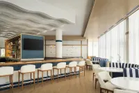 Maritime Hotel Fort Lauderdale Airport & Cruiseport - بار