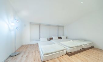 Coins Hostel Tenjin